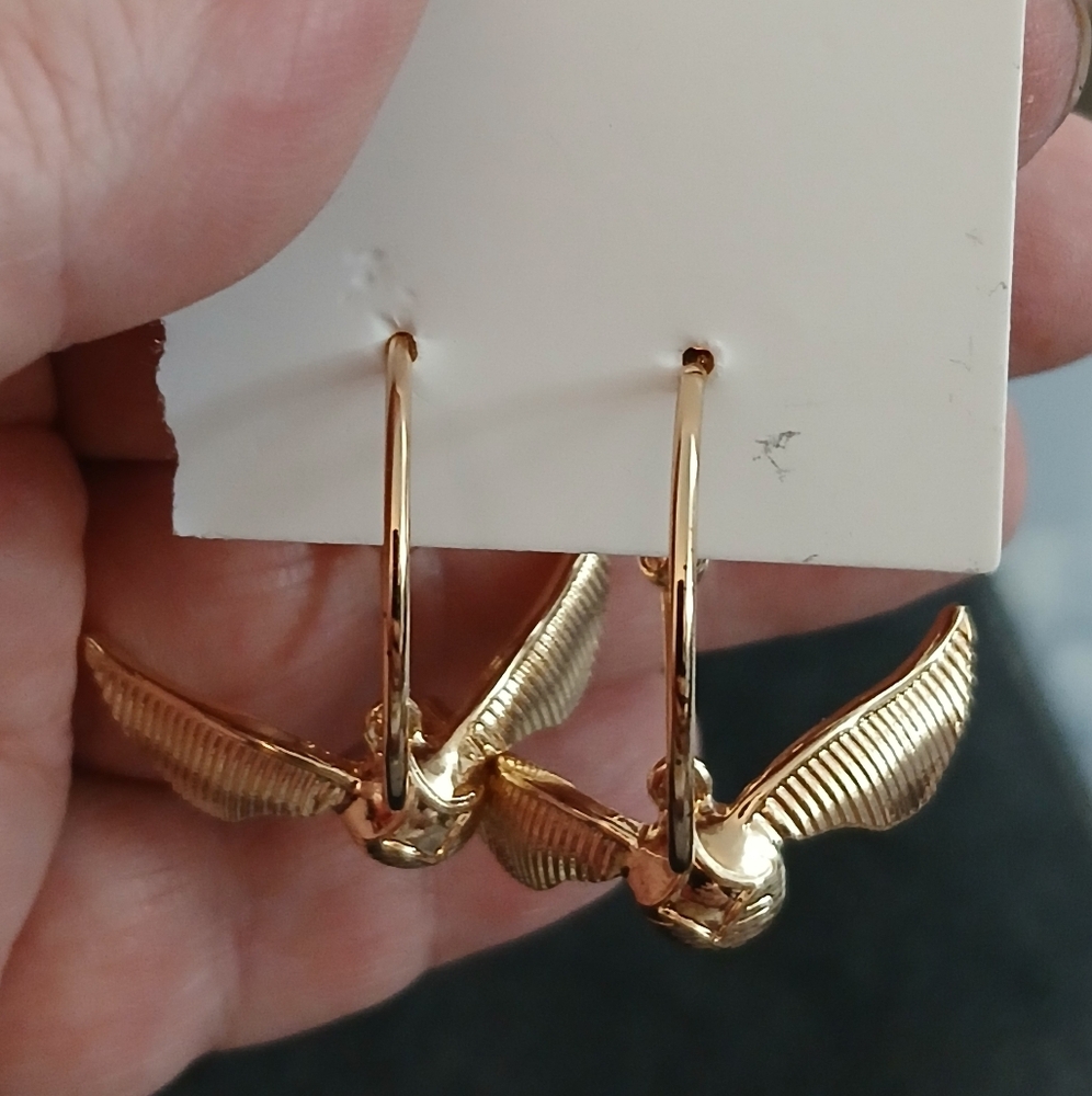 New Harry Potter Magical Golden Snitch Hoop Earrings